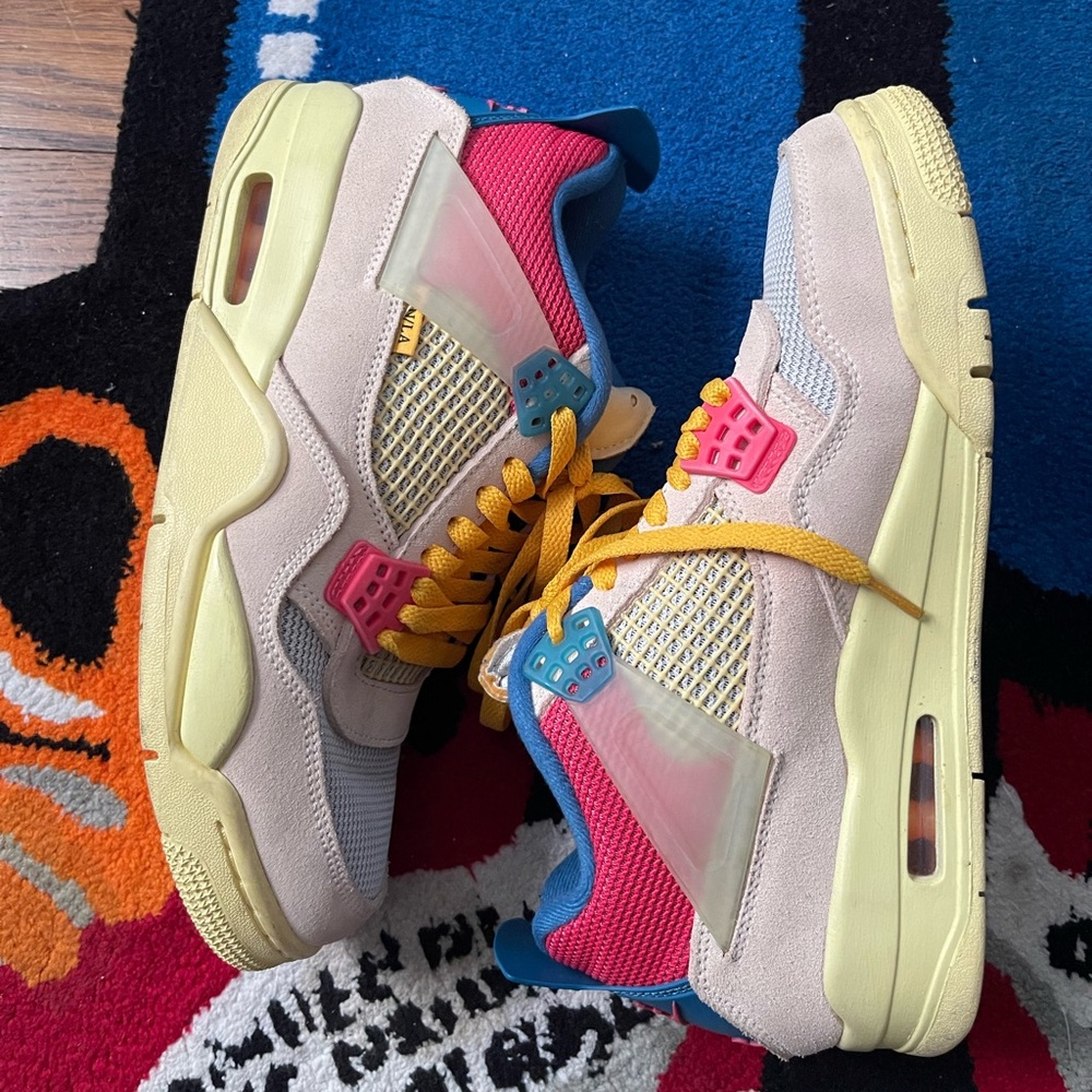 2020
Union LA x Air Jordan 4 Retro
'Guava Ice'
